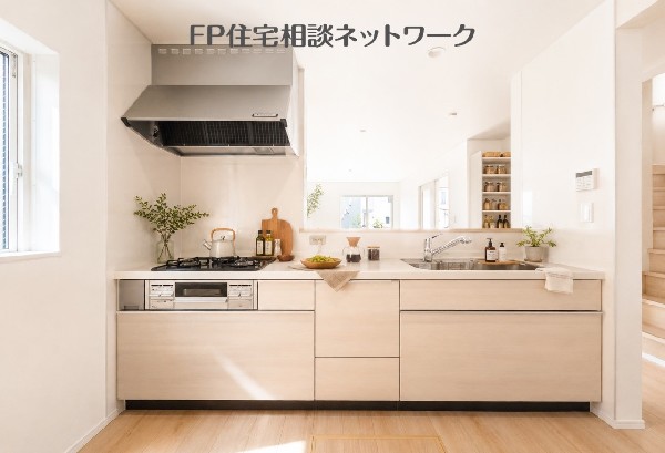 キッチンからの景色が家族の思い出を彩るこだわりの空間。（※画像はAI CG加工となり家具は含まれません）