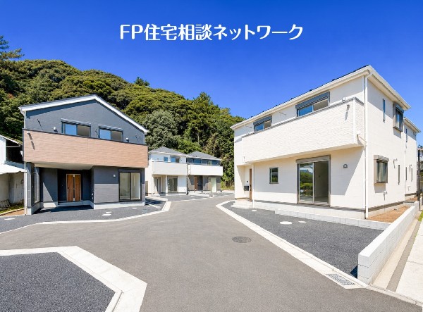 外観:多棟現場ですのでお子様の友達作りやご近所付き合いがしやすい環境です。  
