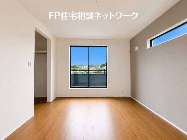 おひさまの光を、爽やかな風をたっぷりと取り込めます。毎日の生活も自然と明るくなりますね。
