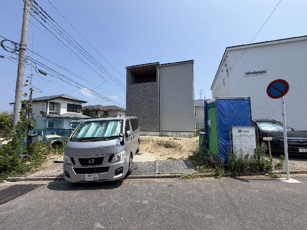 外観:周辺に高い建物が建っていないため、遮られることなく豊かな光と開放感を楽しめます。  