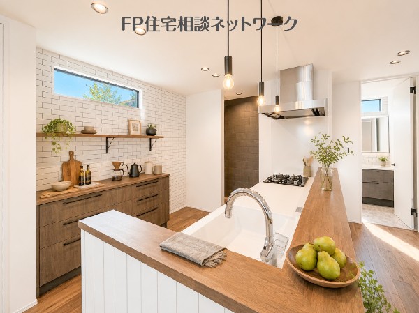 後ろにカップボードを置いても余裕の広さ。（画像はAI加工済みで家具等は含みません）