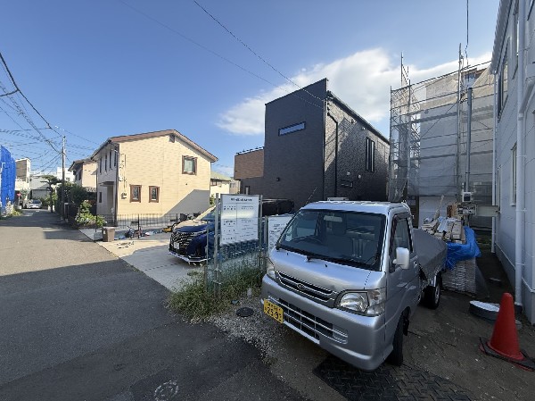 外観:学校やスーパーコンビニが徒歩圏内で行けるので、大変便利です。