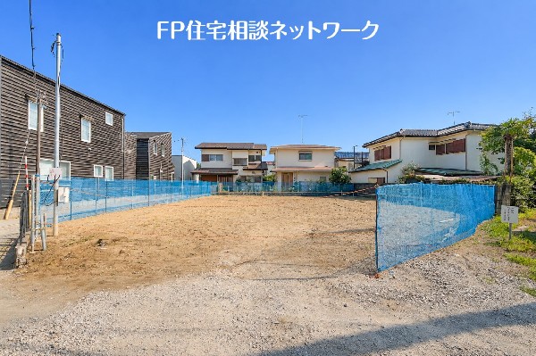外観:四季の自然に触れるスポットが身近に充実。開放感とゆとりに満ちた、理想の暮らしがここにあります。  